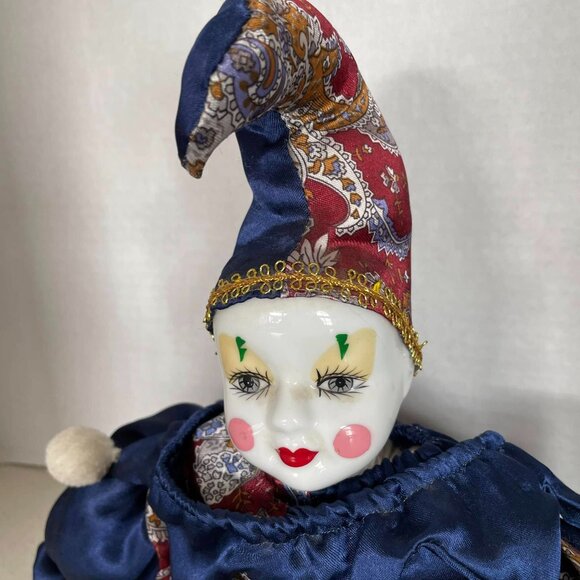 VTG Y2K Porcelain Pierrot Jester Shelf Sitter Mardi Gras Doll - Picture 3 of 12